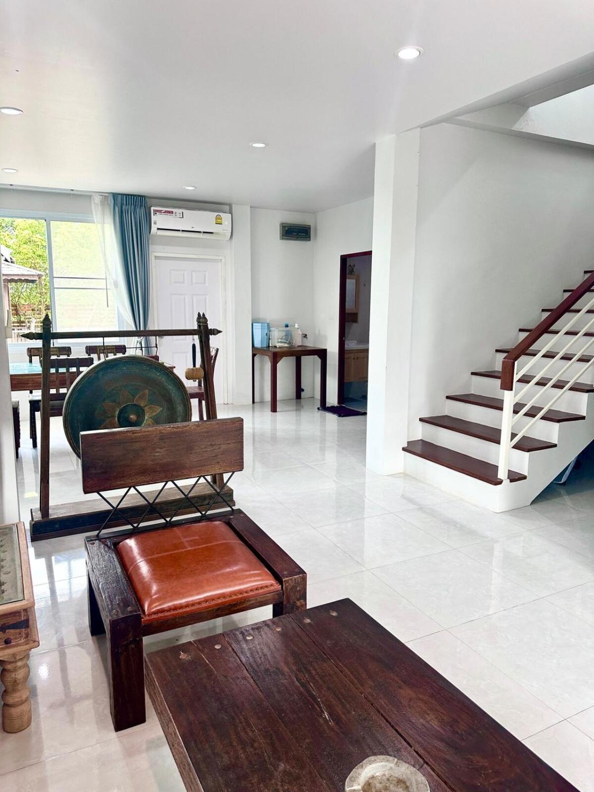 Y * Ko Samui